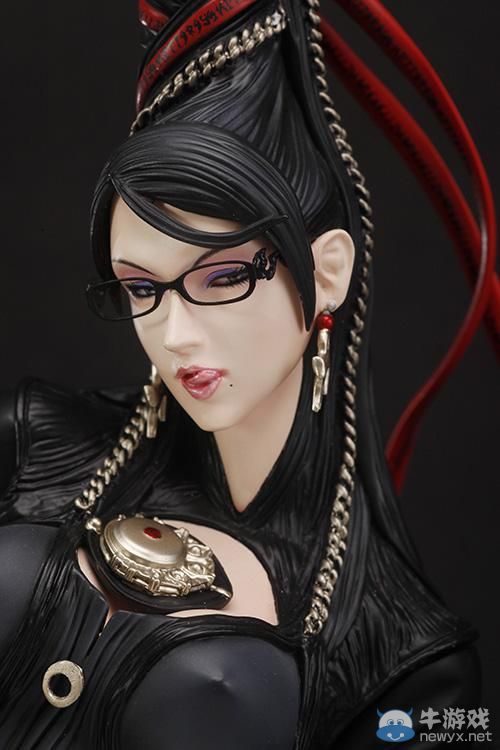 《獵天使魔女》嬌俏魅惑的女王大人 請鞭笞我吧!