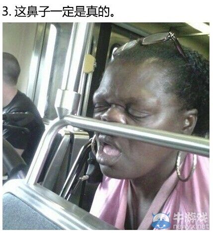 為了睡覺也是蠻拼的!盤點公交車上那些銷魂的睡姿