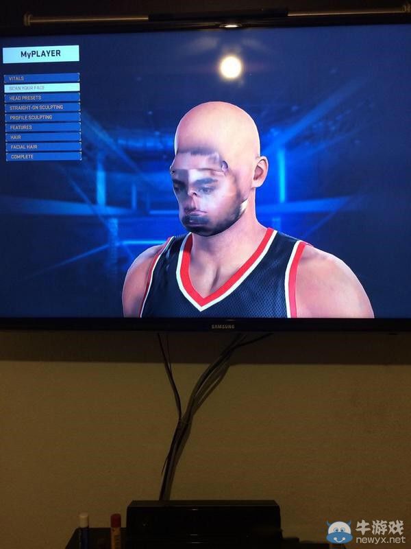 萬圣節(jié)席卷NBA賽場?《NBA 2K15》鬼畜掃臉面具登場