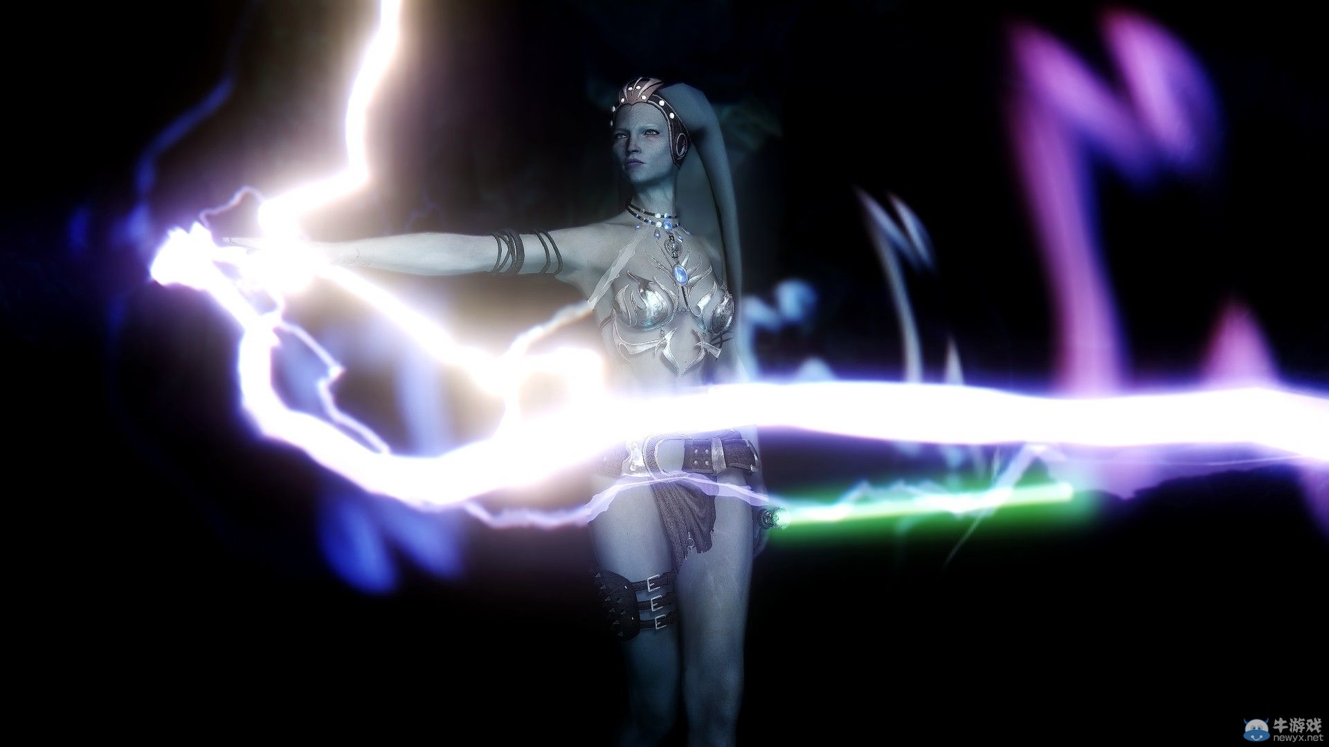《上古卷軸5：天際》新MOD圖：美眉手執(zhí)光劍很性感
