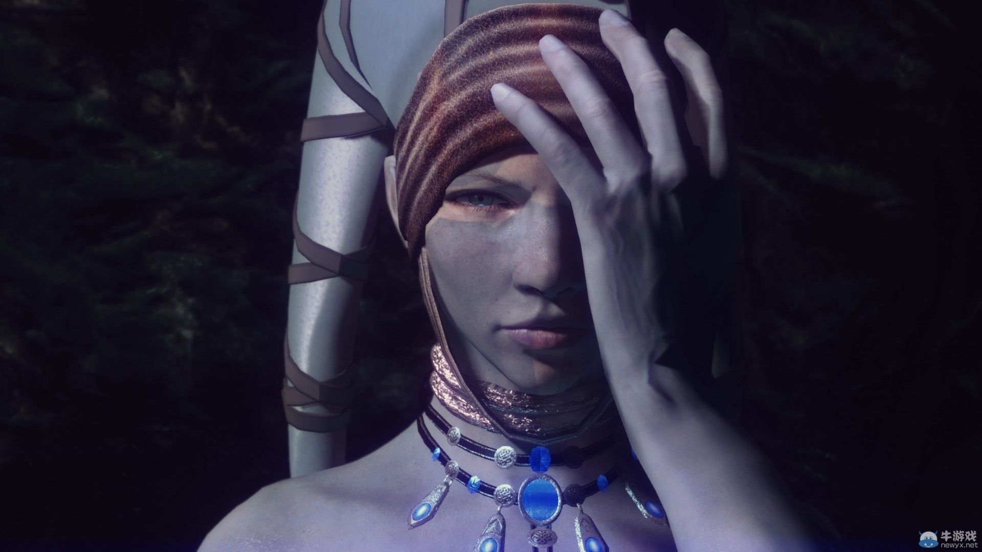 《上古卷軸5：天際》新MOD圖：美眉手執(zhí)光劍很性感