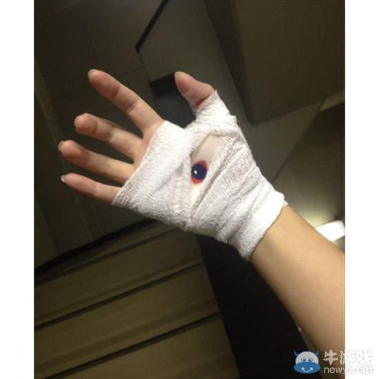 中二度爆表邪眼創可貼 這是封印在我手里的惡魔之眼
