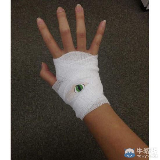中二度爆表邪眼創可貼 這是封印在我手里的惡魔之眼