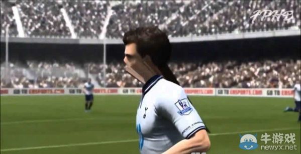 速度來圍觀!《FIFA 15》綠茵場基情鬼畜爆笑BUG圖集