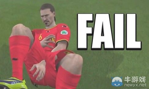 速度來圍觀!《FIFA 15》綠茵場基情鬼畜爆笑BUG圖集