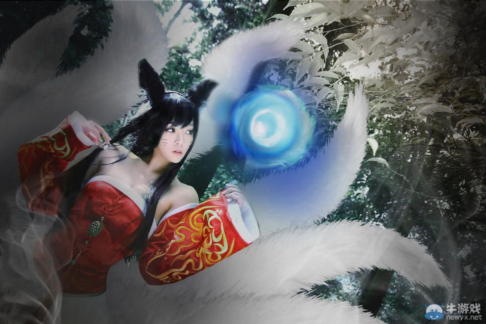 叢林深處驚現(xiàn)野生阿貍COS秀:此女必成大器!