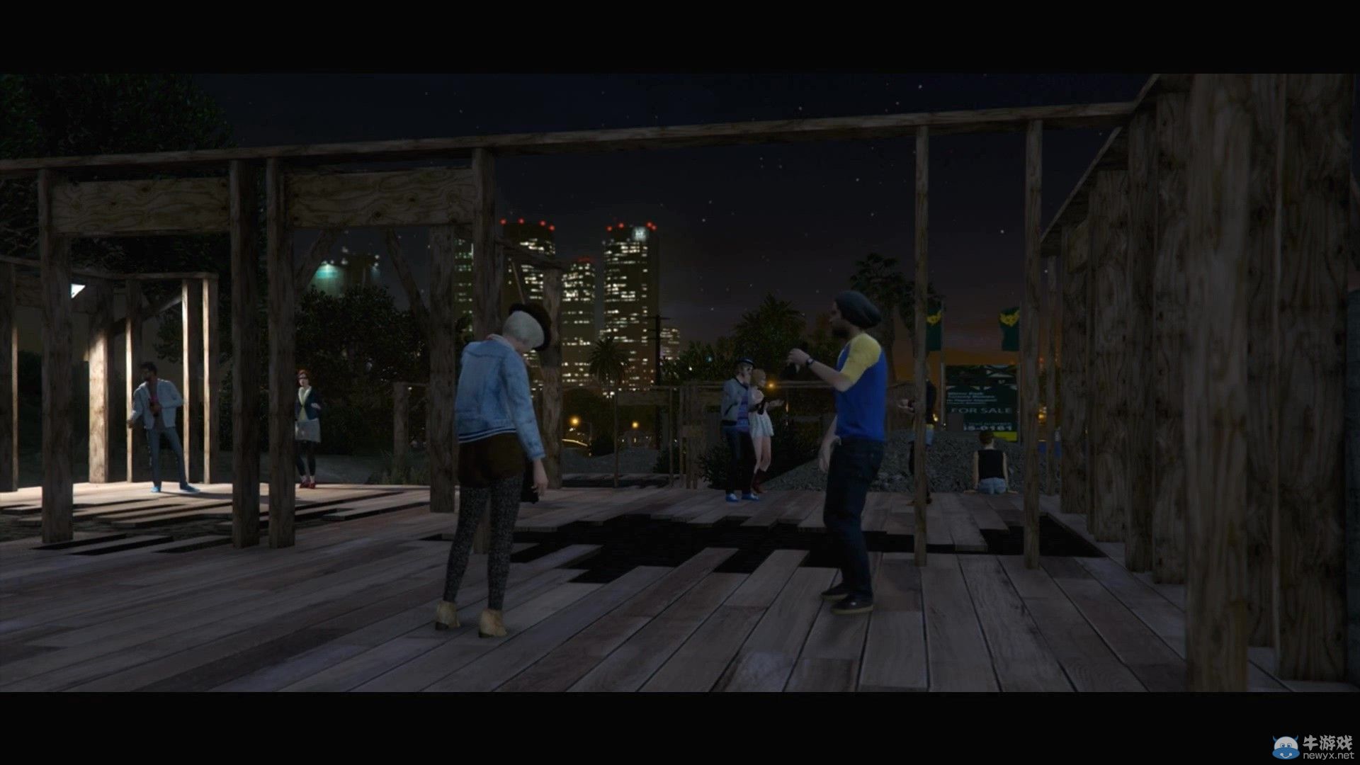 《俠盜獵車手5》（GTA5）夜幕下的罪惡都市：黑絲站街女浪情四溢