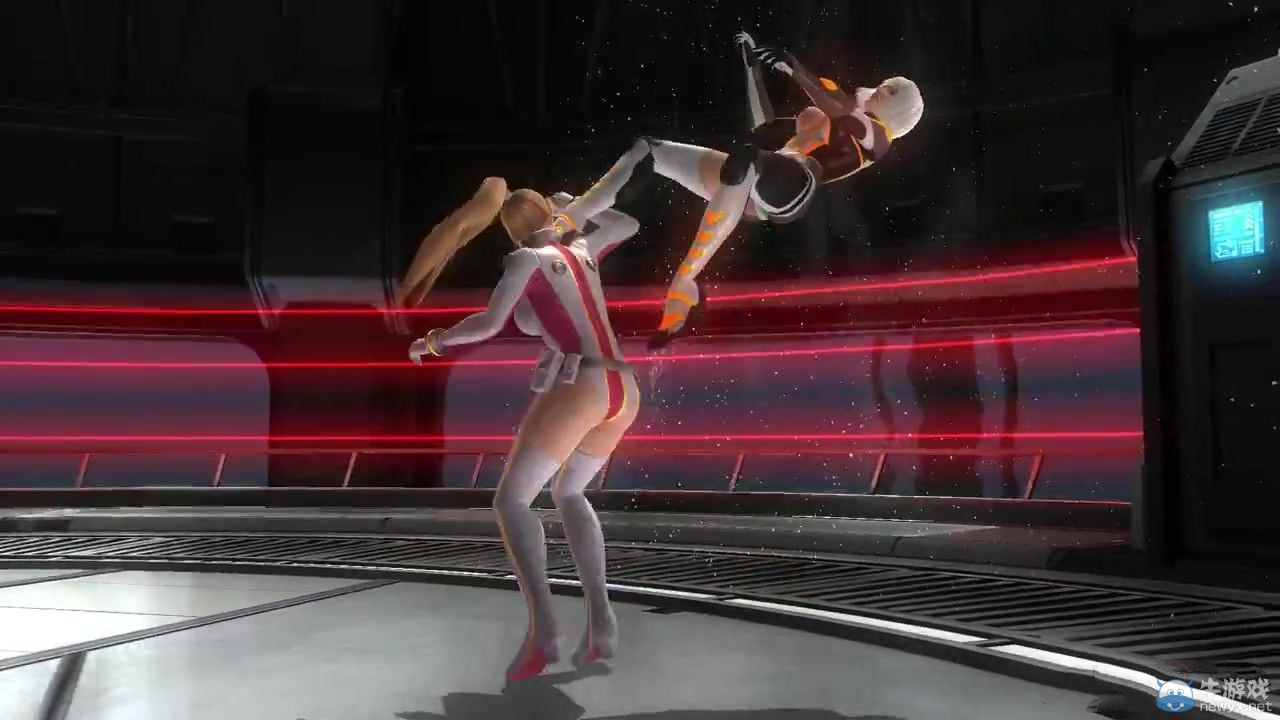 《死或生5：最后一戰》柔軟引擎對戰演示：雪白胸前大吊燈