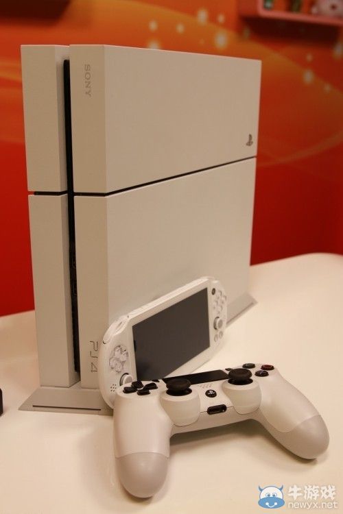 國行PS4開箱圖賞，中國龍圖案霸氣外露！