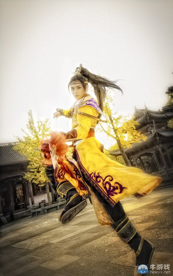 姐的狂野你駕馭不住!妹紙敢穿敢露最養眼給力COS
