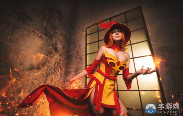 姐的狂野你駕馭不住!妹紙敢穿敢露最養眼給力COS