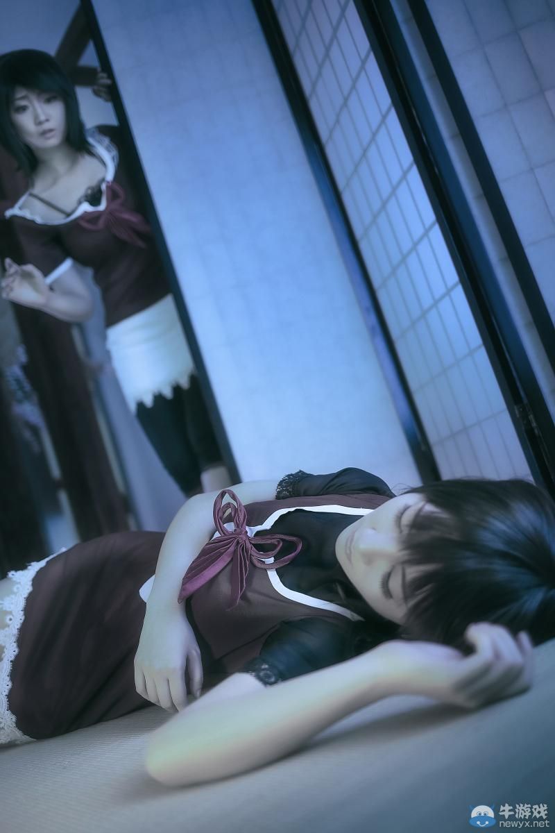 《零·紅蝶》逼真COS美圖欣賞 絕望姐妹相愛相殺