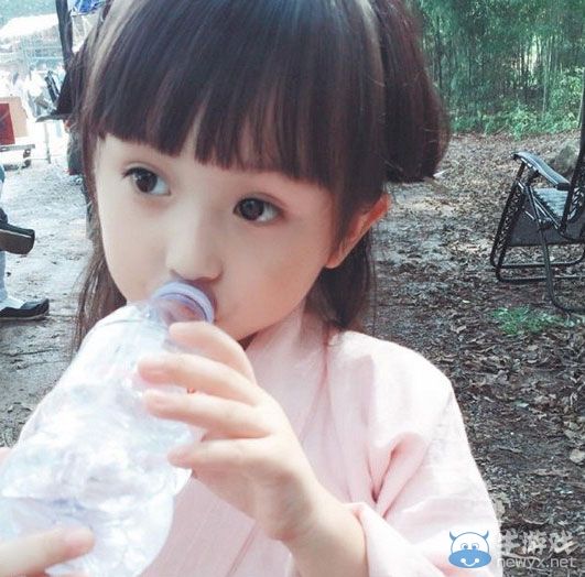 真是天上掉下的小仙女 