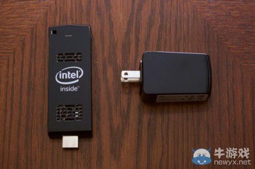 全球最小的主機：Compute Stick 比充電器還小