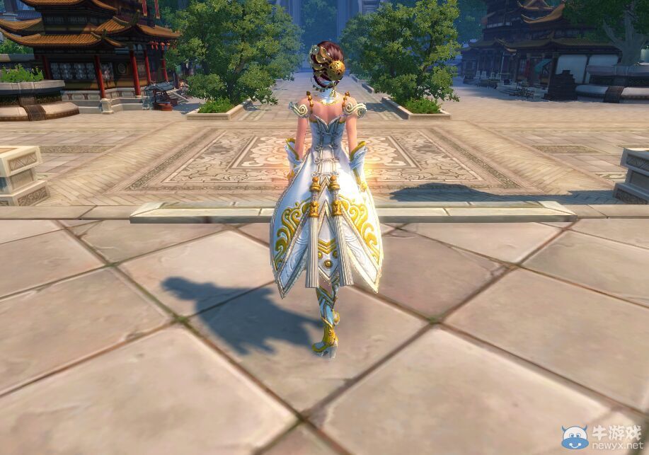 《笑傲江湖》胡姬酒肆月華衣 傳說中獨一無二的時裝