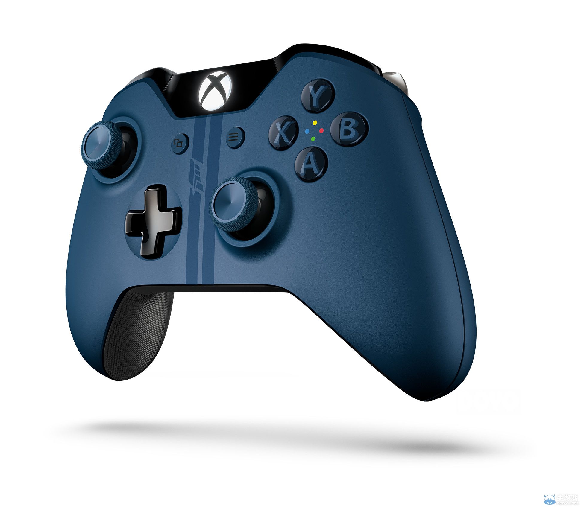 微軟公布《極限競速6》限定版Xbox One主機截圖