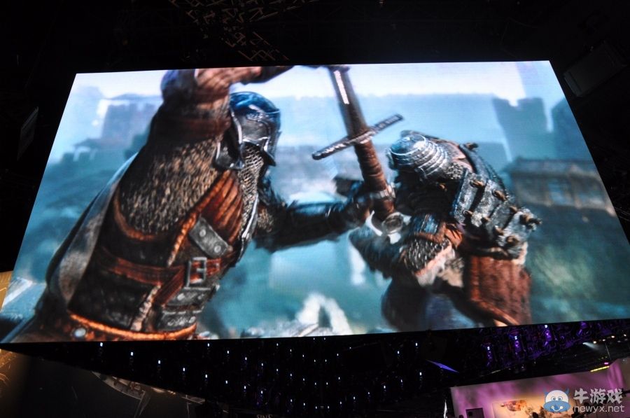 育碧新作《為了榮耀》最新游戲截圖：戰神攻城做王