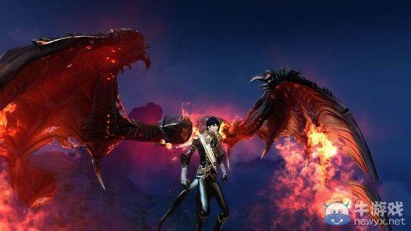 《天諭》新龍翼蔽日翅膀飛升后的外觀展示：火焰環繞