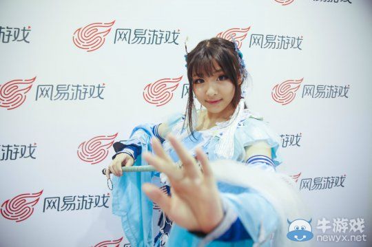 《倩女幽魂2》ChinaJoy精彩回顧展臺coser照