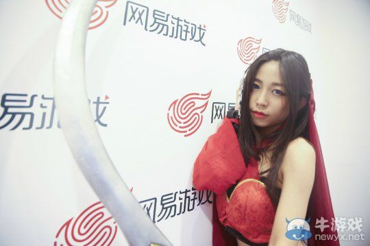《倩女幽魂2》ChinaJoy精彩回顧展臺coser照