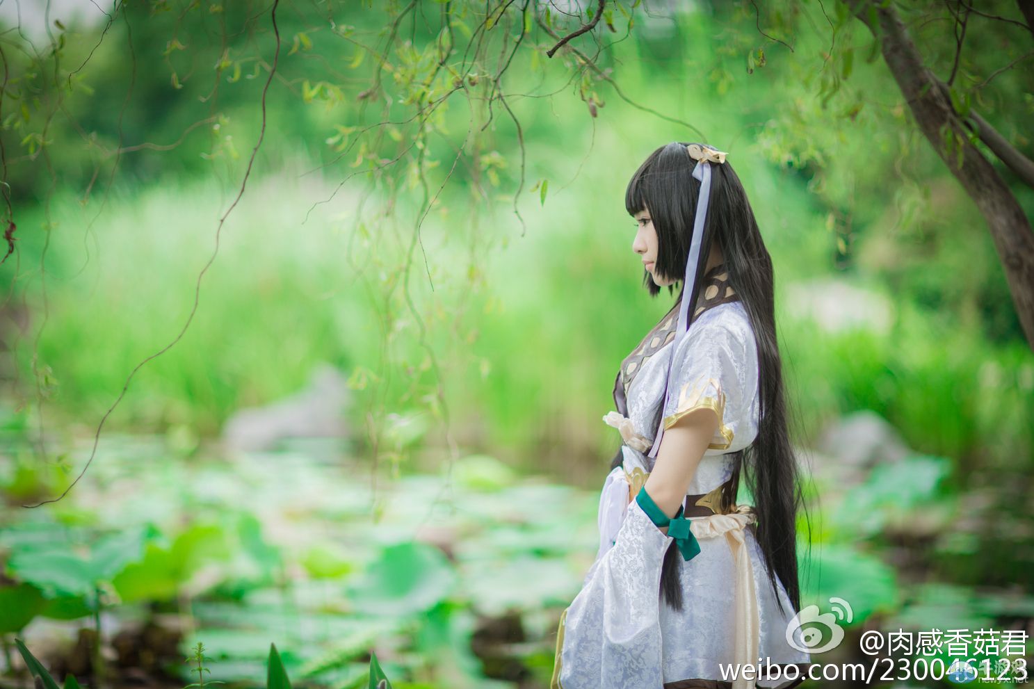 《天涯明月刀》寒江盟主曲無憶COS上線