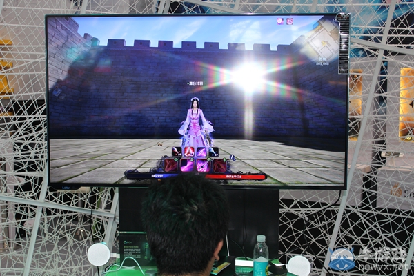 500G硬盤+4G內存，OBOX引領大型安卓電視游戲時代