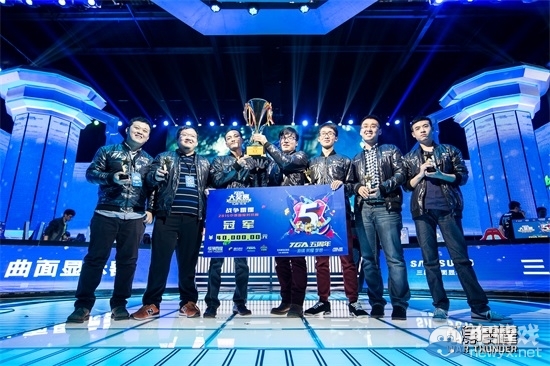 《戰爭雷霆》中俄對抗賽圓滿落幕 中國戰隊屹立世界之巔!