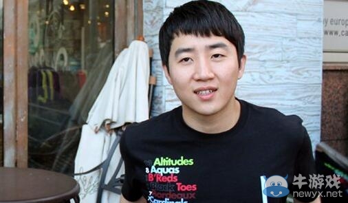《星際爭霸》第一人：AlphaGo，讓我虐你！