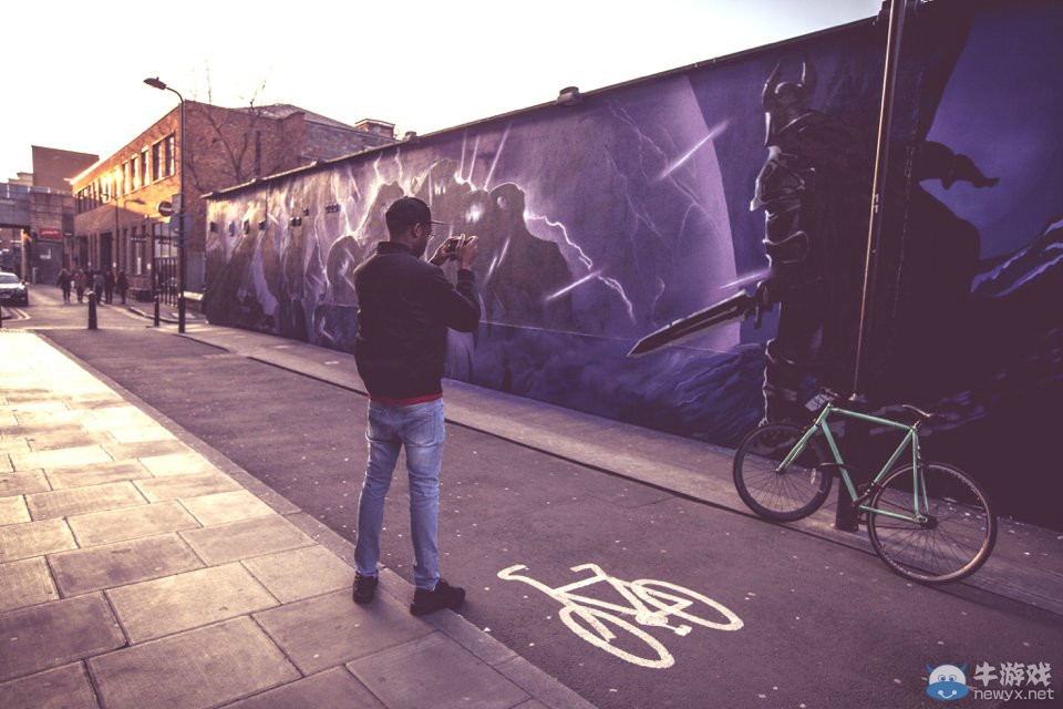 古神的低語臨近 全球各地驚現(xiàn)爐石海報(bào)