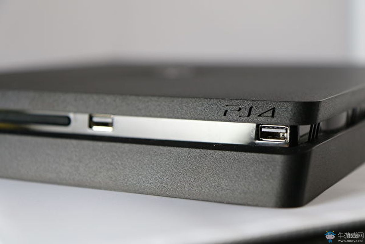 PS4 Slim售價曝光 價格并不是那么美麗啊