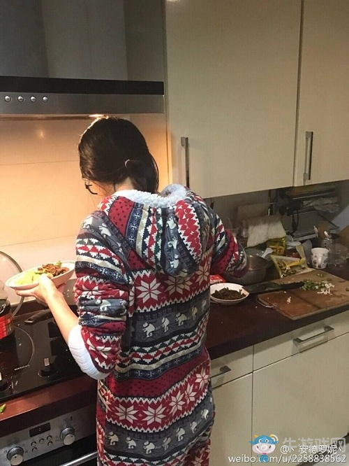 《爐石傳說》會長安德羅妮的幸福生活