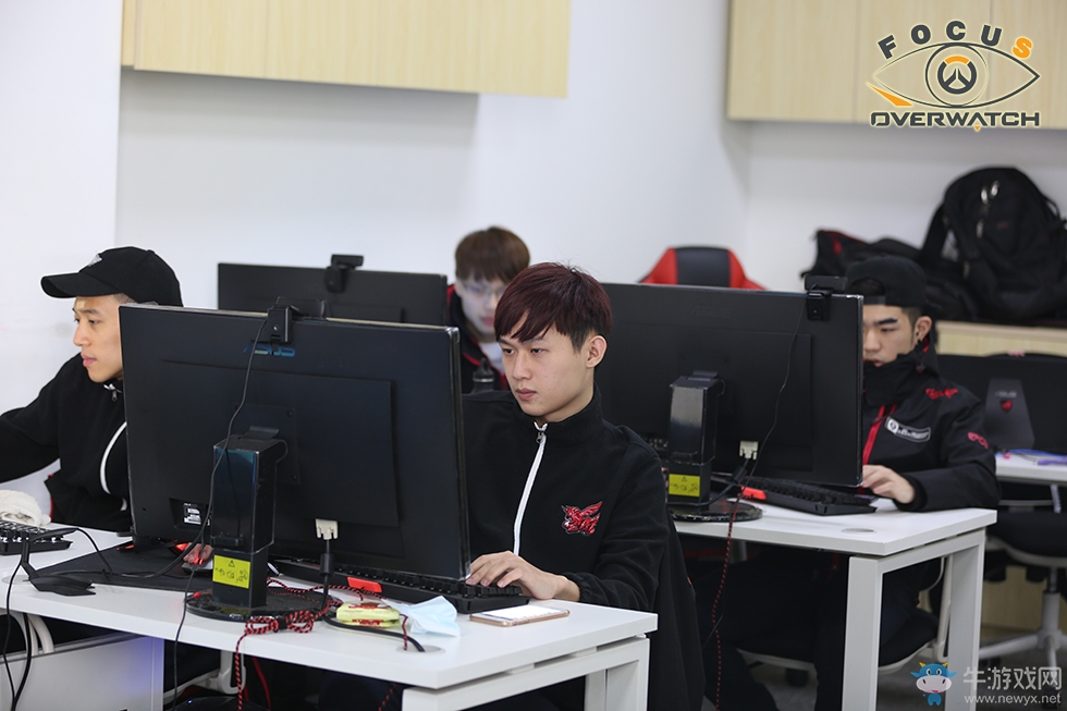 《守望先鋒》寶島先鋒AHQ戰隊采訪