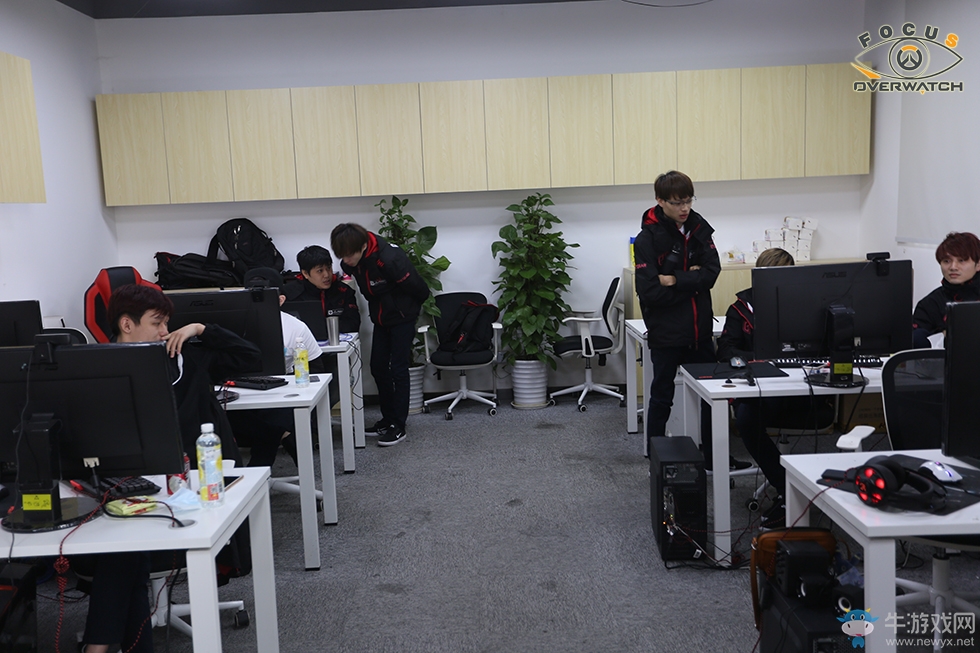 《守望先鋒》寶島先鋒AHQ戰隊采訪