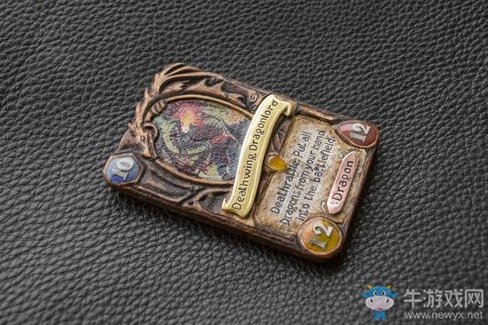 《爐石傳說》這就厲害了！國外玩家制作爐石工藝品卡牌