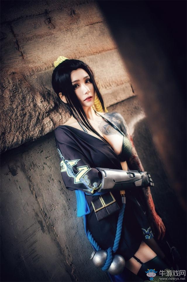 守望先鋒：小姐姐燃戰(zhàn)漫畫！半藏路霸性轉(zhuǎn)女體COS