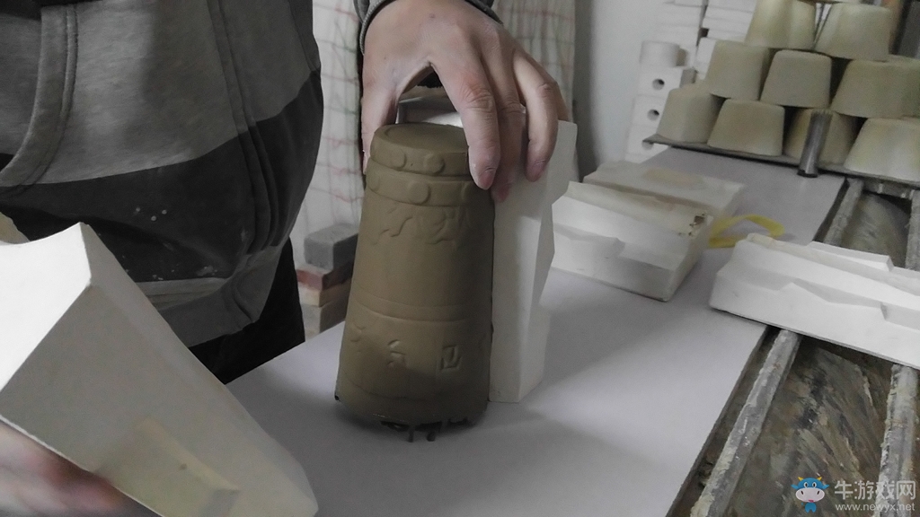 魔獸世界：玩家自制狗蛋杯子 揭露古爾丹搞事真相