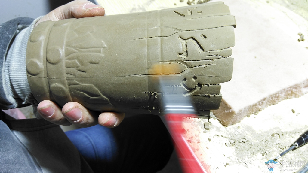 魔獸世界：玩家自制狗蛋杯子 揭露古爾丹搞事真相