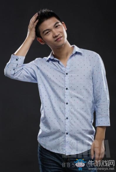 爐石主播采訪：會(huì)長安德羅妮