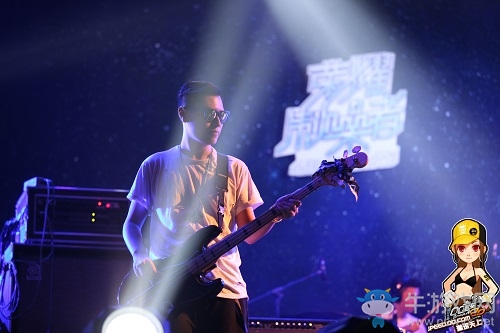 QQ飛車榮耀制噪者選拔賽即將開啟，白舉綱音樂盛典門票免費送!