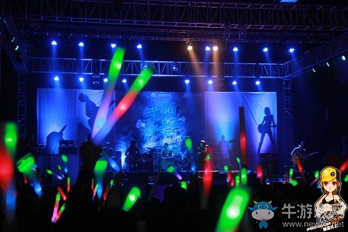 QQ飛車榮耀制噪者選拔賽即將開啟，白舉綱音樂盛典門票免費送!