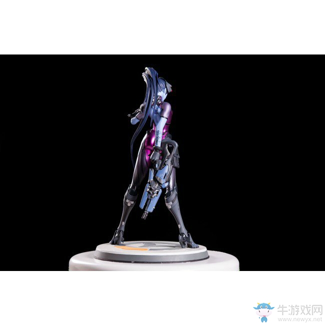 黑百合手辦美服商城開放預售