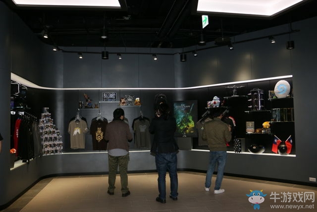 暴雪全球首家電競館揭幕 下月初正式開放