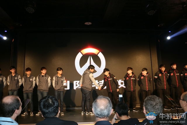 暴雪全球首家電競館揭幕 下月初正式開放