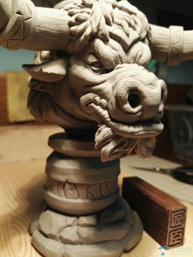 魔獸玩家原創(chuàng)手工作品：恐怖圖騰牛頭人泥塑頭像