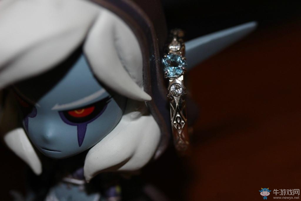 《魔獸世界》 玩家為自己魔獸迷未婚妻定制部落婚戒