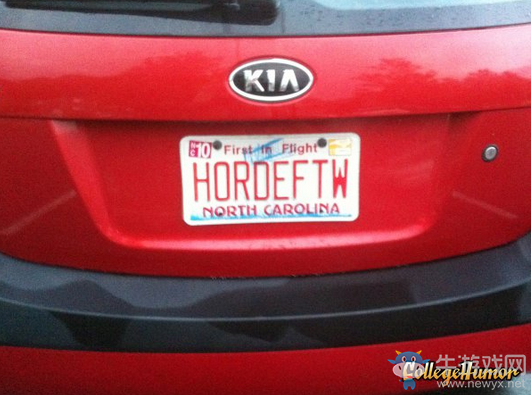 哥來自艾澤拉斯！看國外《魔獸世界》玩家們的有趣車牌