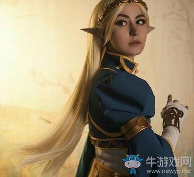 戰(zhàn)斗民族妹子COS塞爾達公主 無敵絕美側(cè)顏如CG！