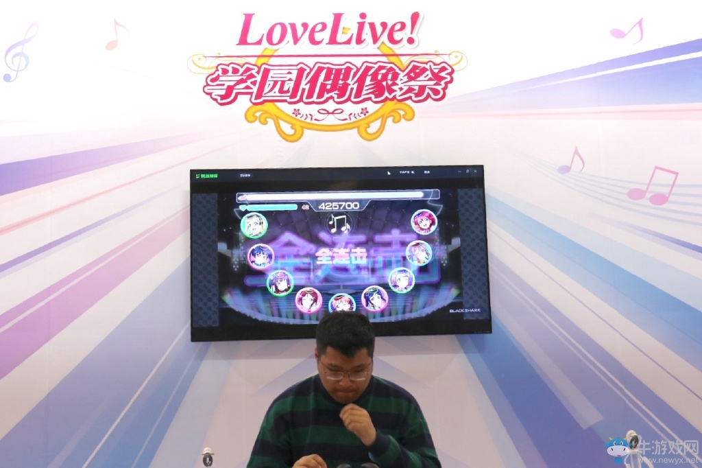 《LoveLive！學(xué)園偶像祭》海外2200萬(wàn)人突破紀(jì)念！