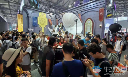 《神魔大陸》手游引燃ChinaJoy！CJ上的維密秀