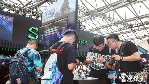 東方玄幻未來可期 GNZ48助陣《雪鷹領主》手游亮相2019Chinajoy